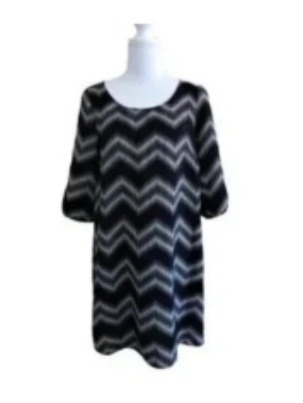 Zig Zag Mod Dress / Size Medium / NWOT